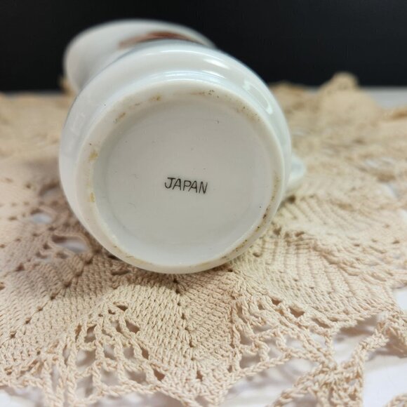 Vintage Creamer White with Pears Gold Lustre Around the Rim & Handle Japan - Picture 9 of 9